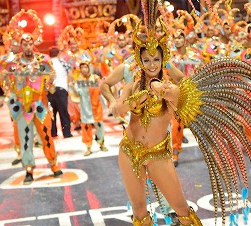 Desfile en Gualeguaychú Entre Ríos Carnaval del País 2023 1440px